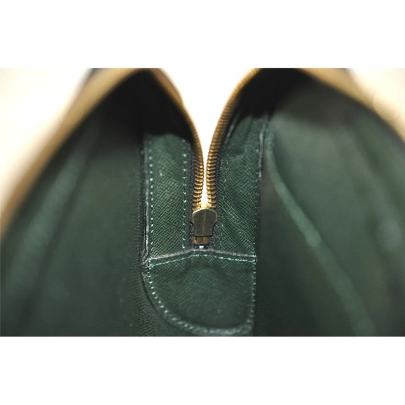 Authentic Louis Vuitton Taiga Baikal Clutch Bag Green - Picture 13 of 16